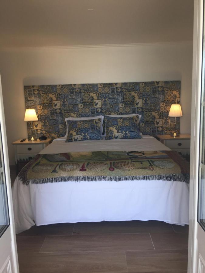 Vistalmar Sao Martinho Bed & Breakfast São Martinho do Porto Exterior photo