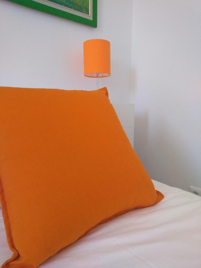 Vistalmar Sao Martinho Bed & Breakfast São Martinho do Porto Exterior photo