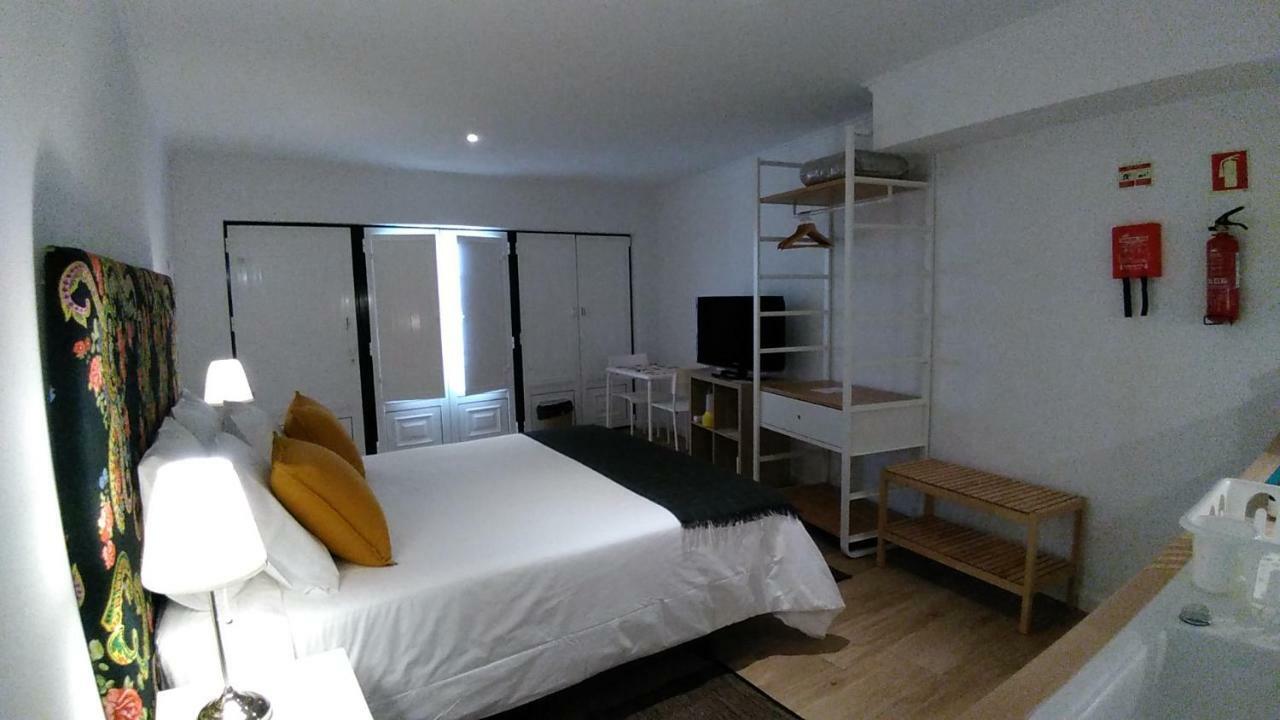 Vistalmar Sao Martinho Bed & Breakfast São Martinho do Porto Exterior photo